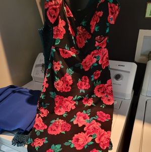 Dress black w/ roses never worn